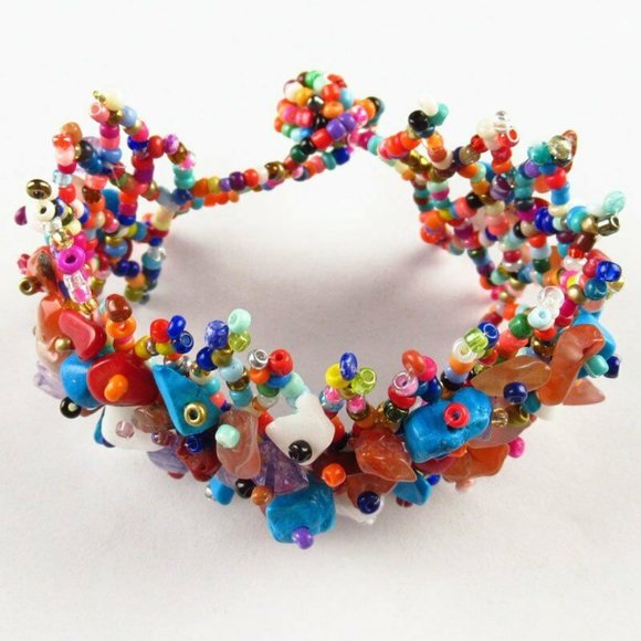 Hand Knitted Mixed Gemstone Chips Crystal Bracelet NWT - Picture 1 of 10